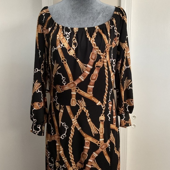 💛 Black Chain Link Print Maxi Dress - Picture 3 of 5